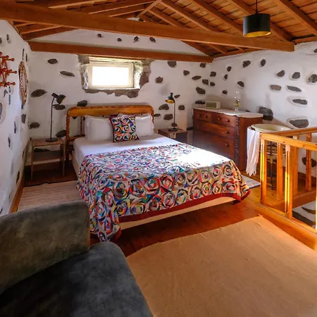 Farm stay Aldeia Da Cuada