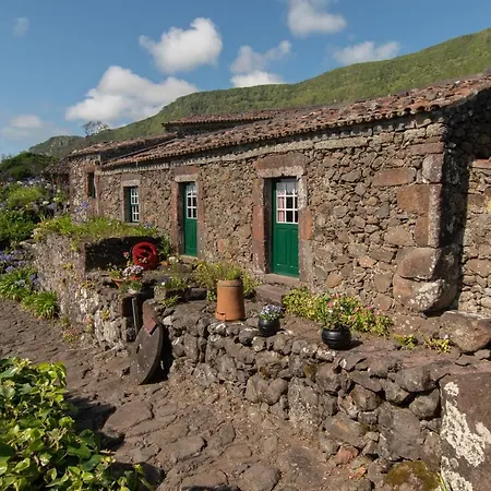 Willa Aldeia Da Cuada *