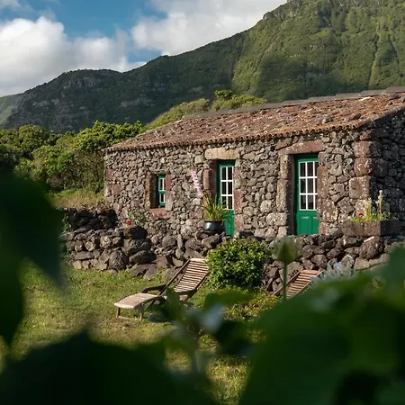 Aldeia Da Cuada *