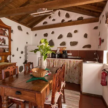Aldeia Da Cuada *