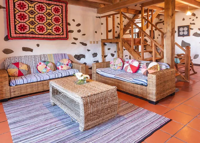 Aldeia Da Cuada Faja Grande